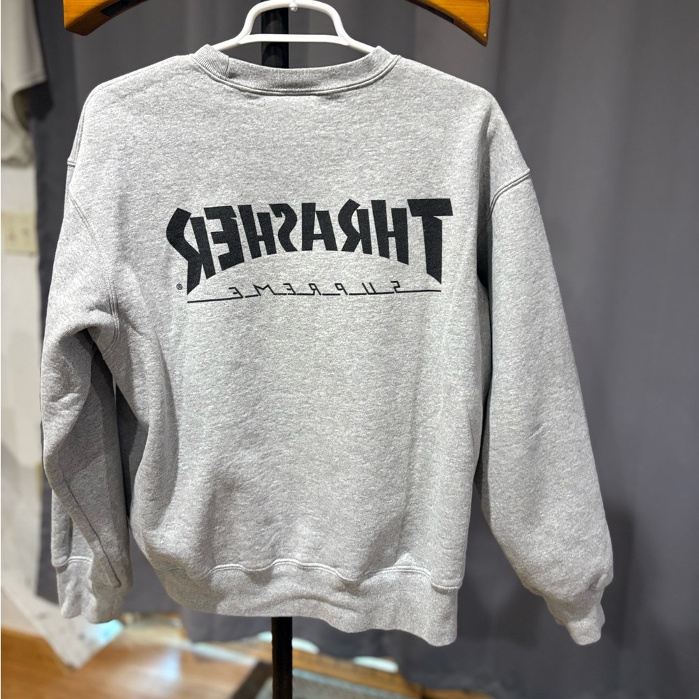 SUPREME sweatshirt - Grey Thrasher crewneck
